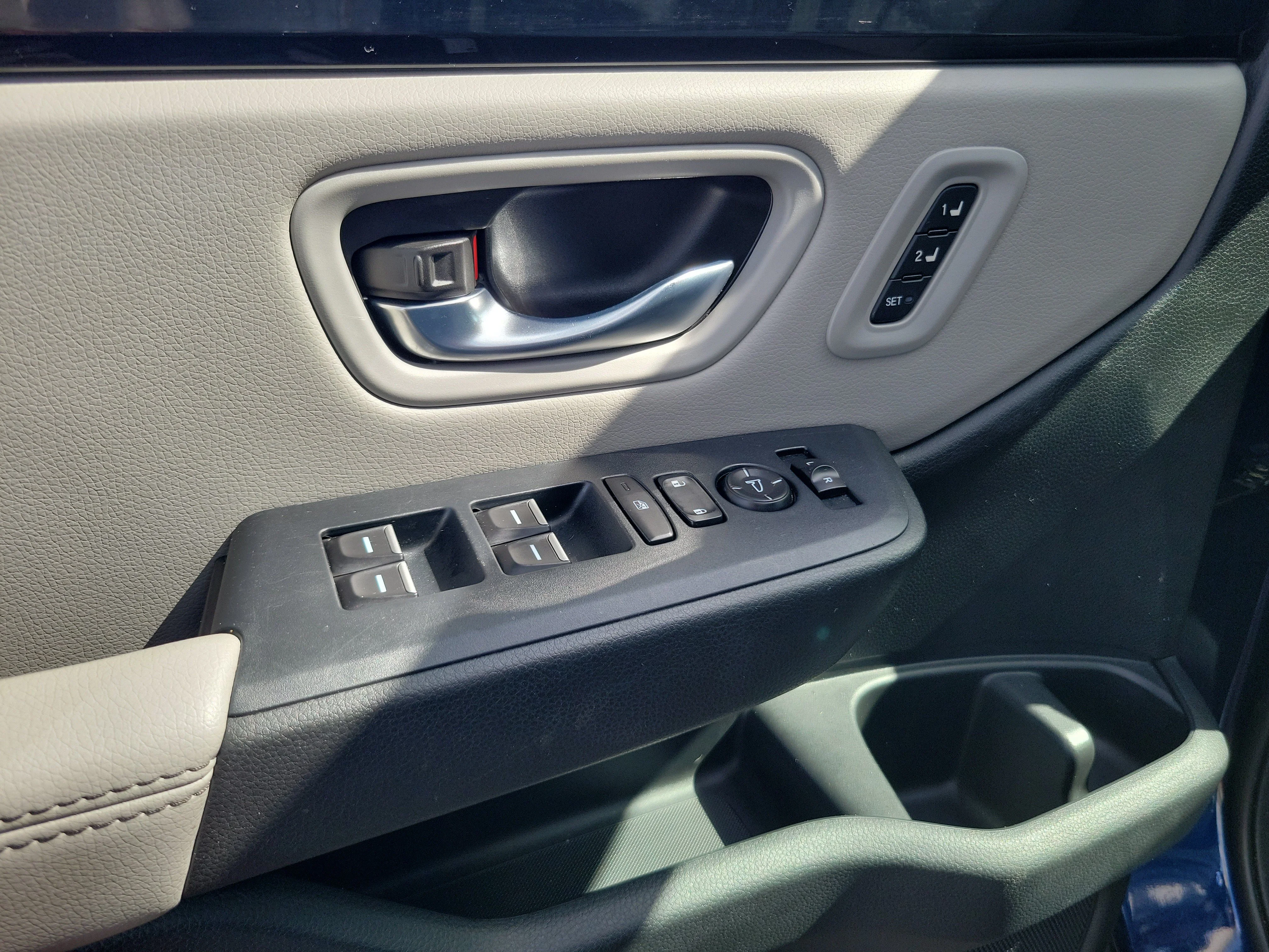 2023 Honda Pilot EX-L - Photo 18