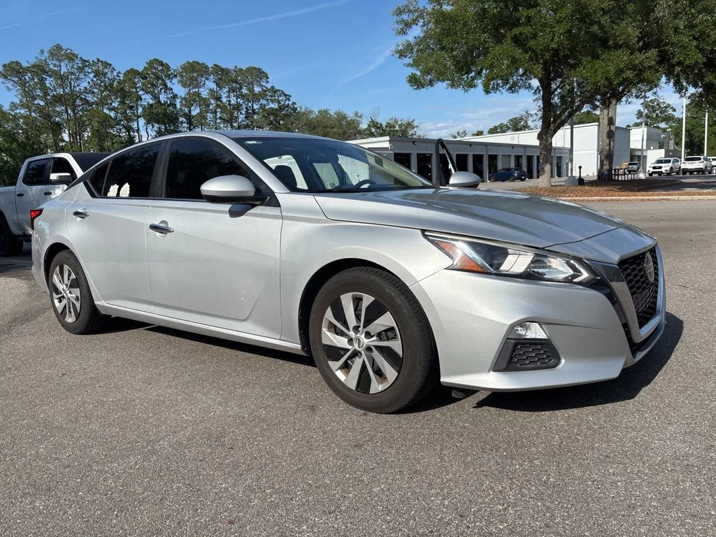 2020 Nissan Altima