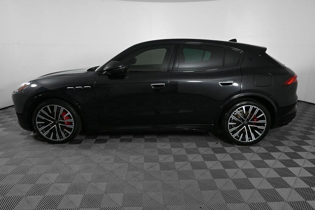 Used 2023 Nero Tempesta Metallic Maserati Modena image 3