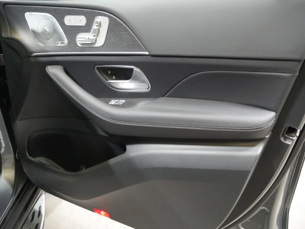 New 2026 Selenite Grey Metallic Mercedes-Benz GLE 350 image 28