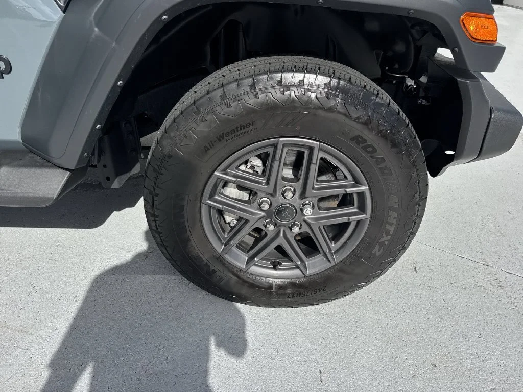 Used 2026 Gray Jeep Sport S image 57