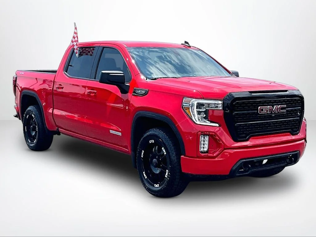 Used 2021 Red GMC Elevation image 11