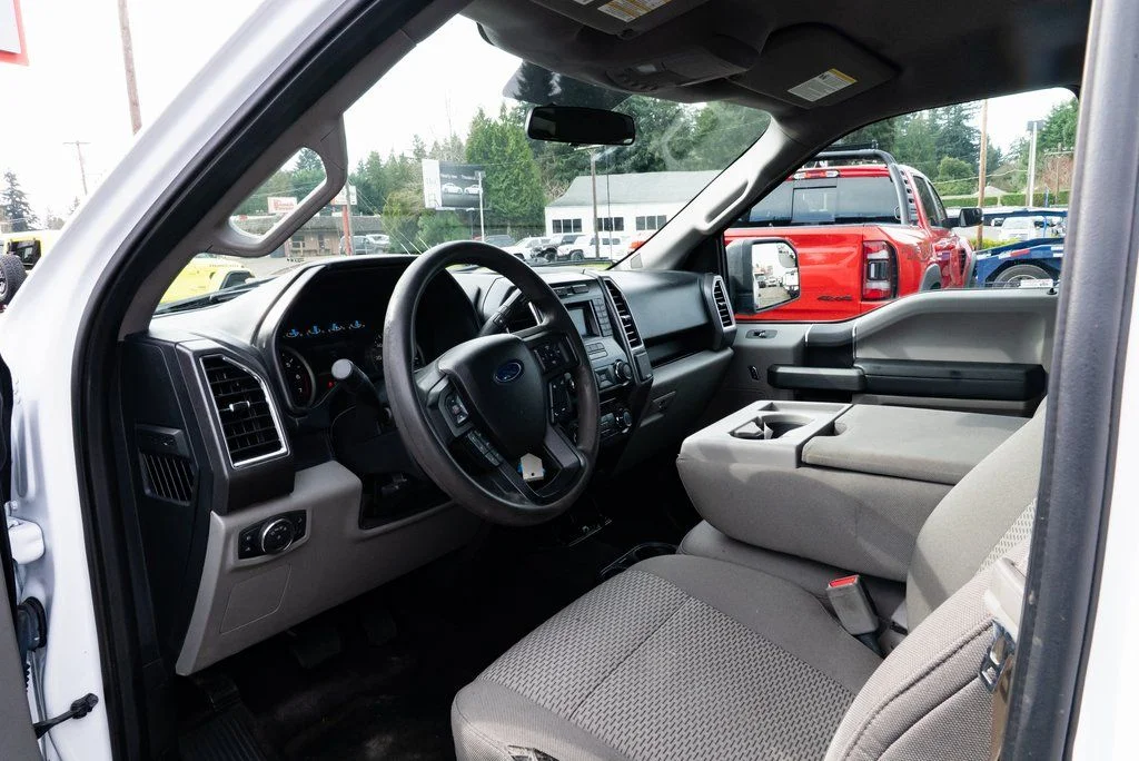 Used 2016 White Ford XLT image 18