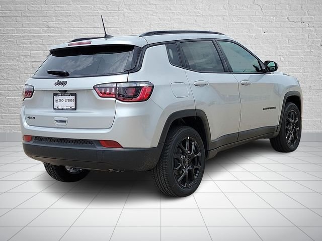 New 2026 Silver Zynith Metallic Clear-Coat Exterior Paint Jeep Latitude image 4