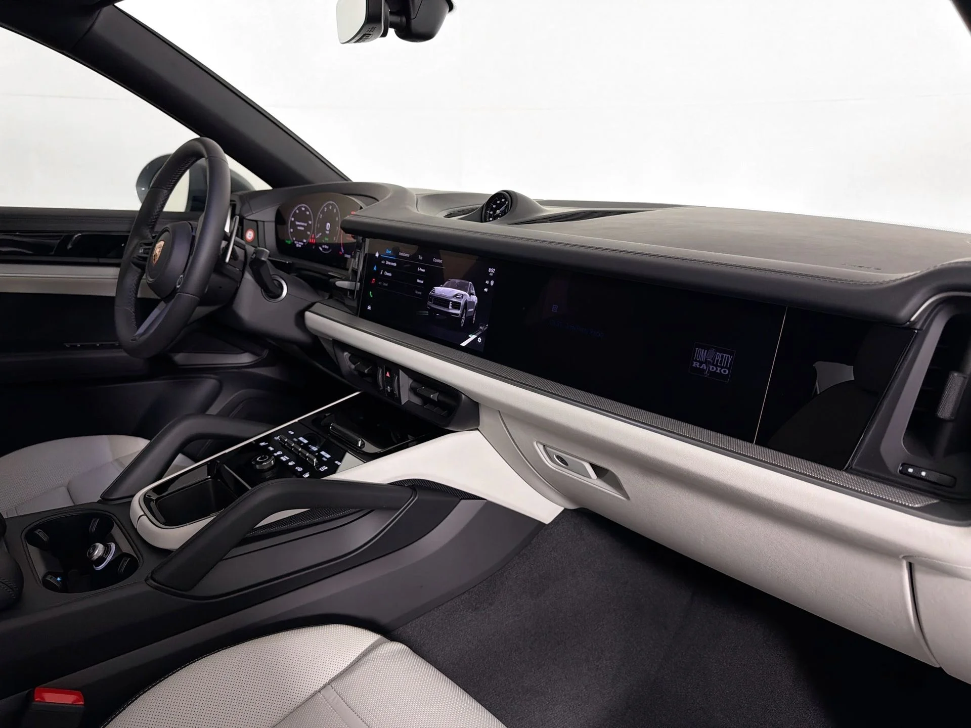 New 2026 Silver Porsche S image 29