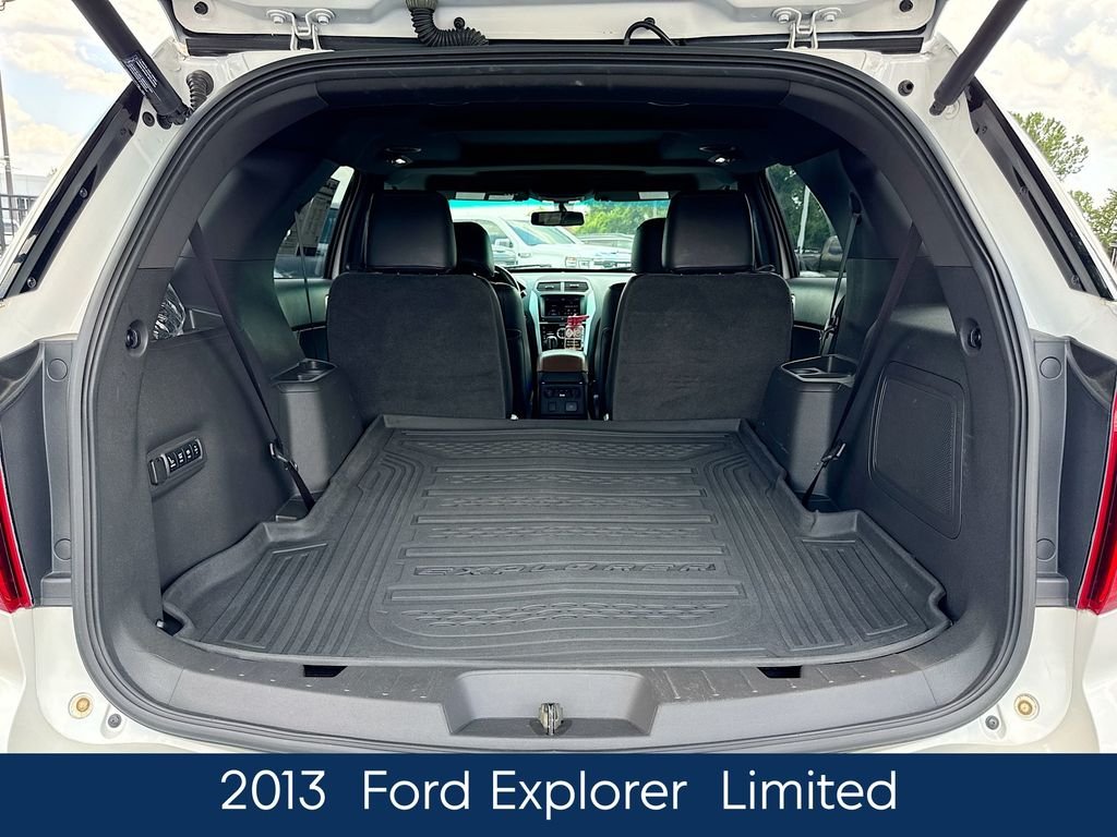 Used 2013 White Ford Limited image 38