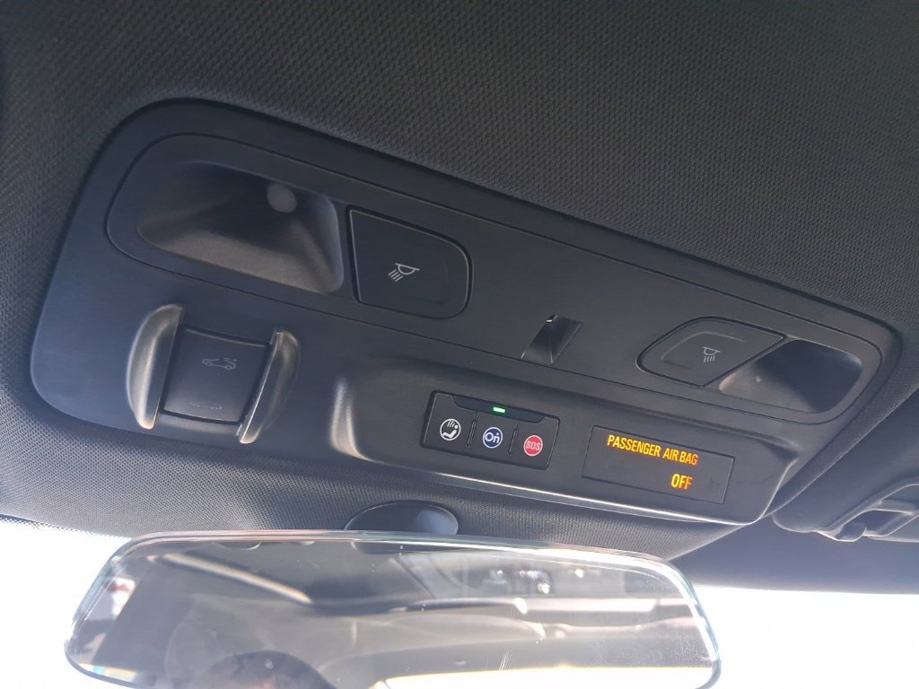 Used 2023 BLACK Chevrolet 2LT image 25