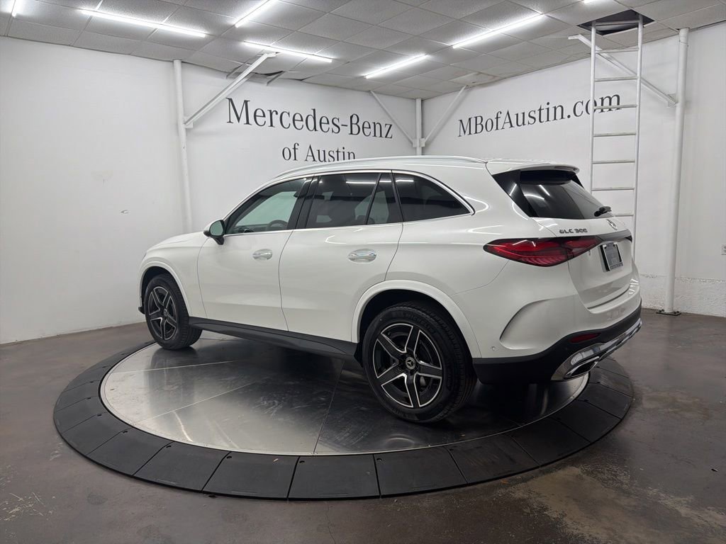 New 2026 Polar White Mercedes-Benz GLC 300 image 39