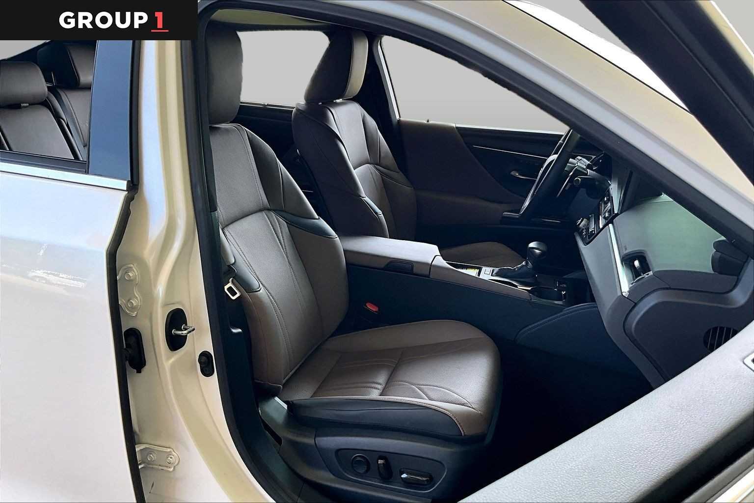 Used 2024 Eminent White Pearl Lexus Ultra Luxury image 8