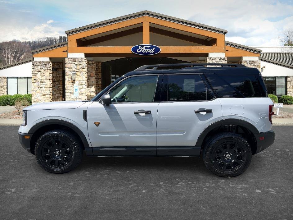 New 2026 Space White Metallic Ford Badlands® image 7