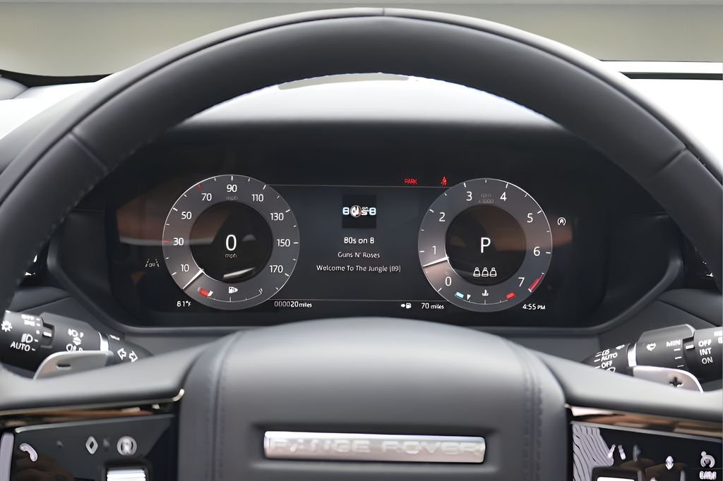 New 2026 Fuji White Land Rover Dynamic SE image 21
