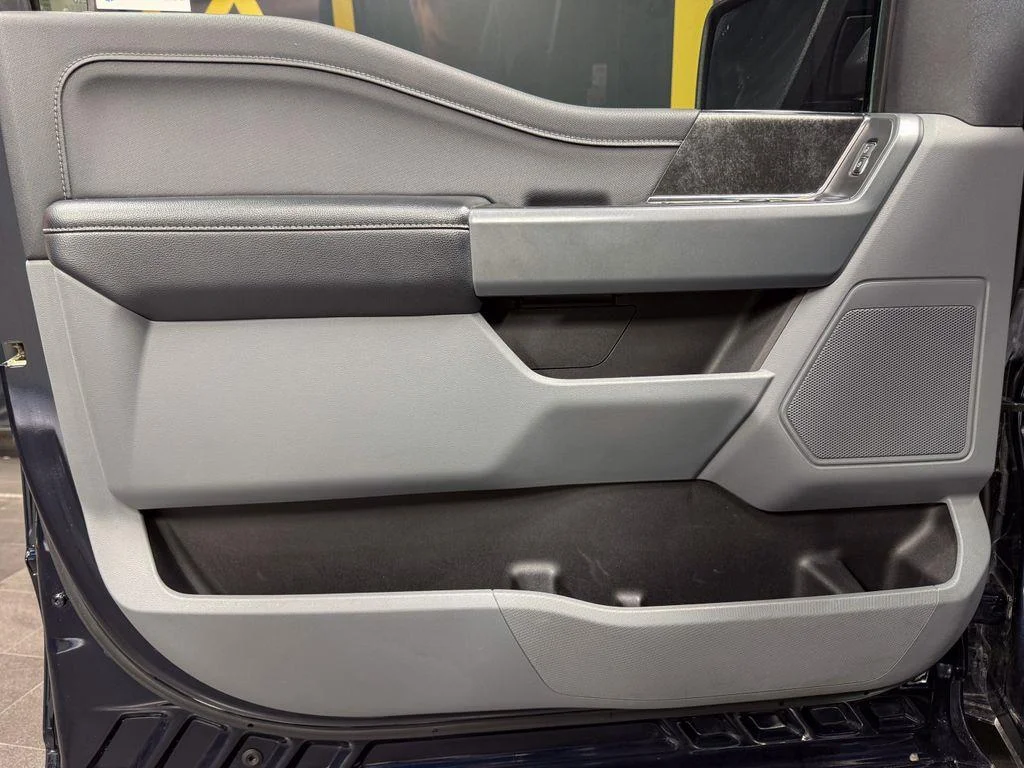 Used 2022 Antimatter Blue Metallic Ford XLT image 33