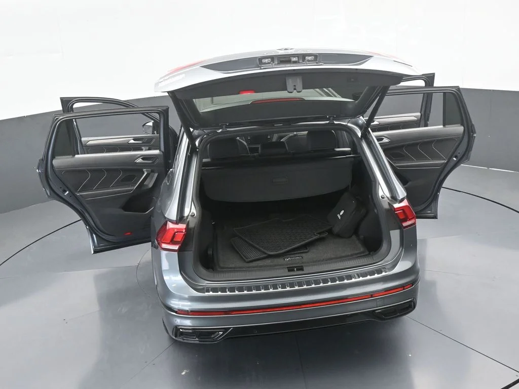 Used 2022 Gray Volkswagen 2.0T SE R-Line Black image 75