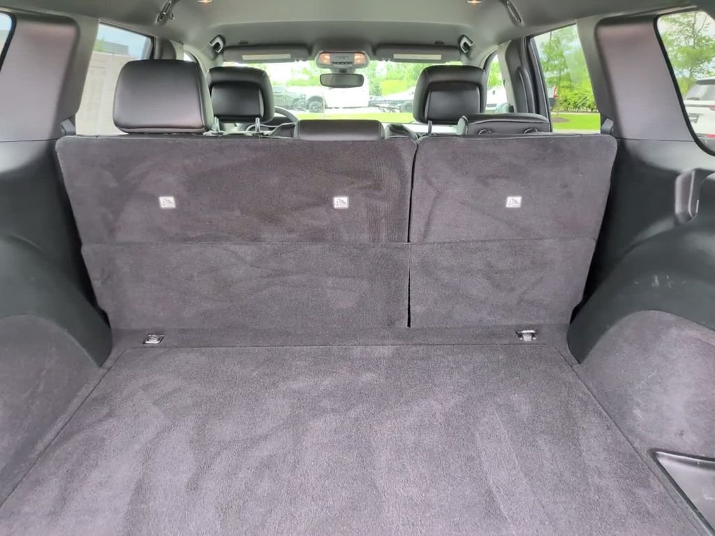 Certified Used 2018 Silver Jeep Limited image 9