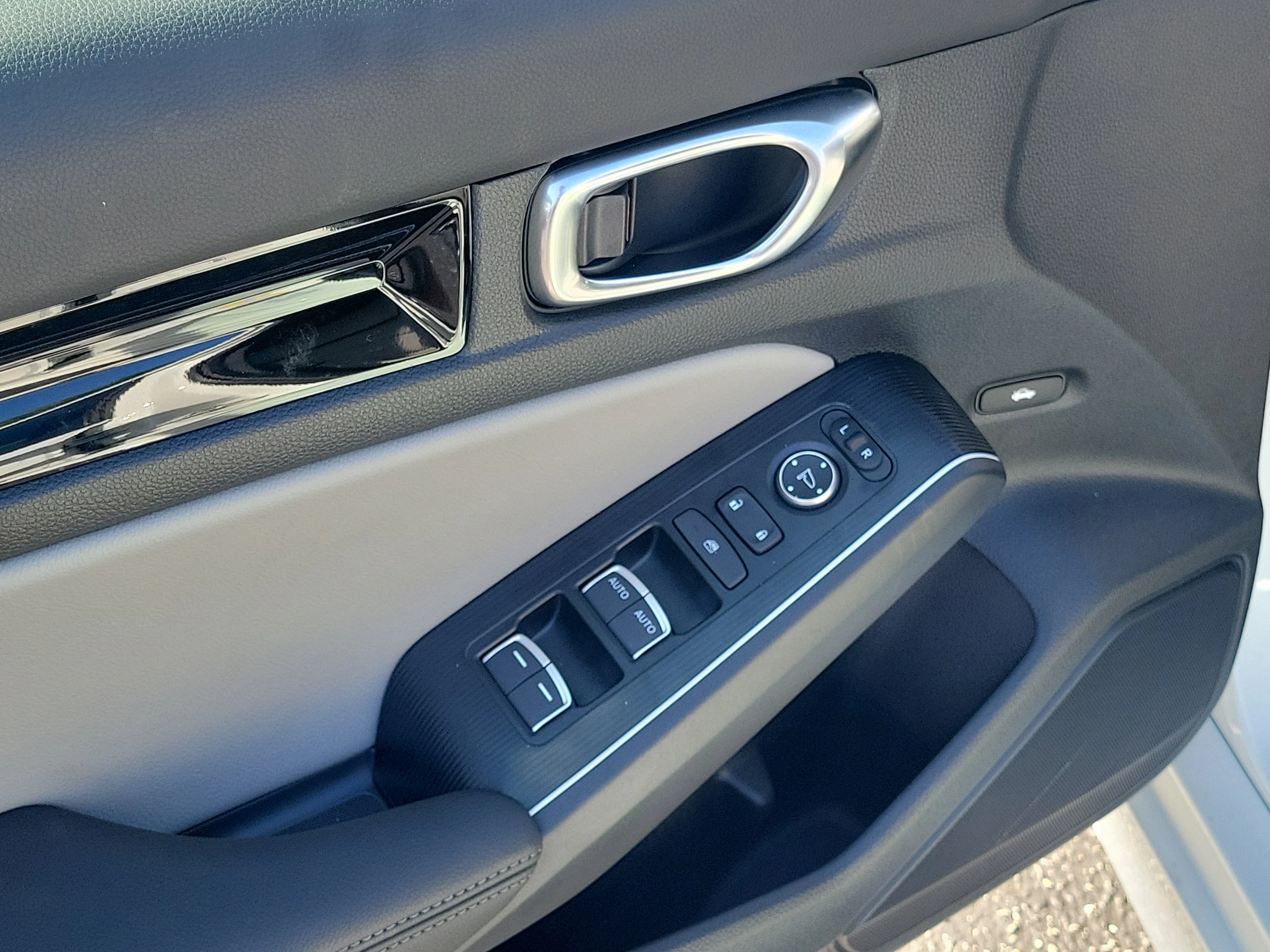 2025 Honda Civic Sport Touring - Photo 53
