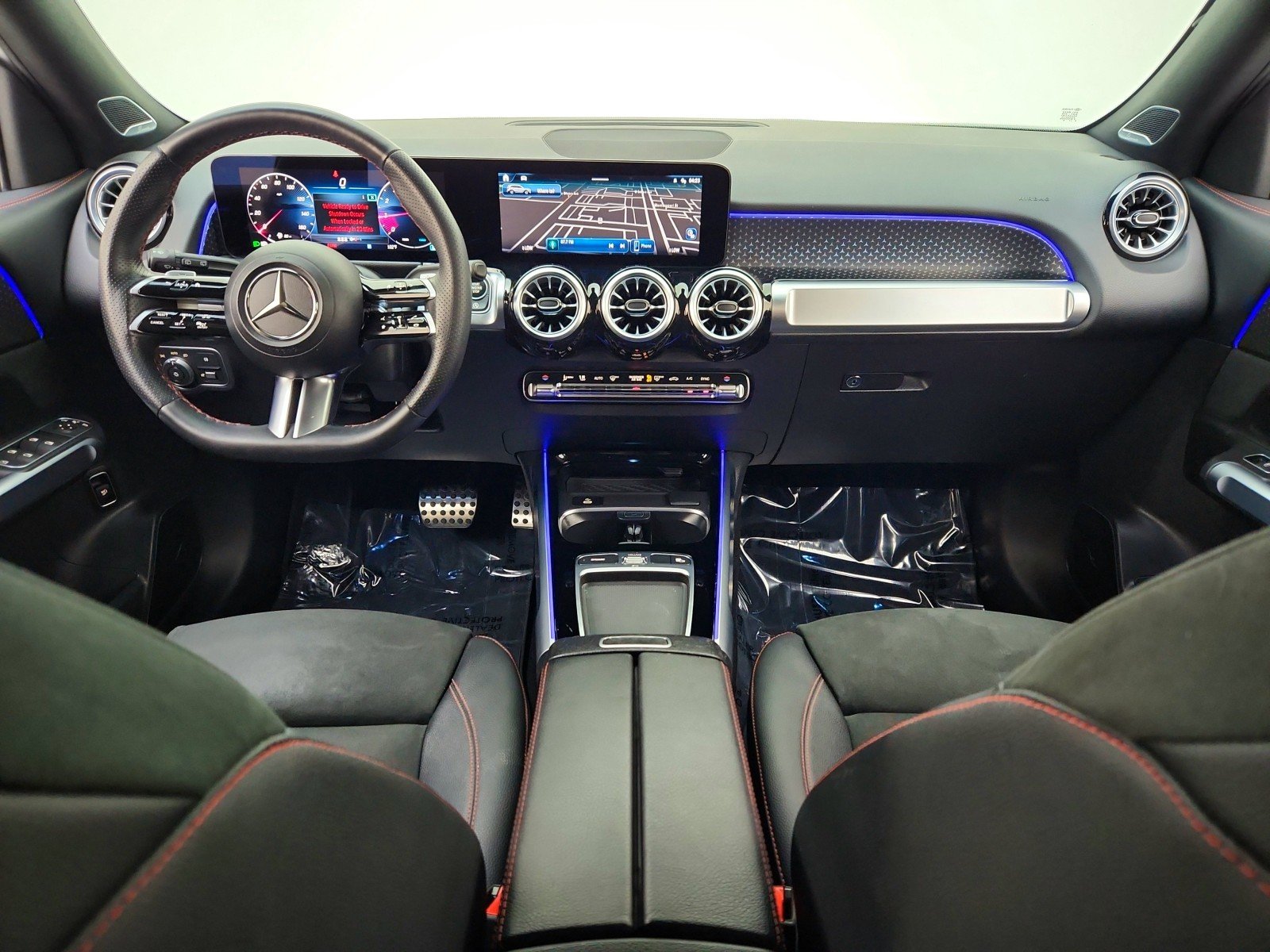Used 2024 Polar White Mercedes-Benz AMG® Line Package image 24