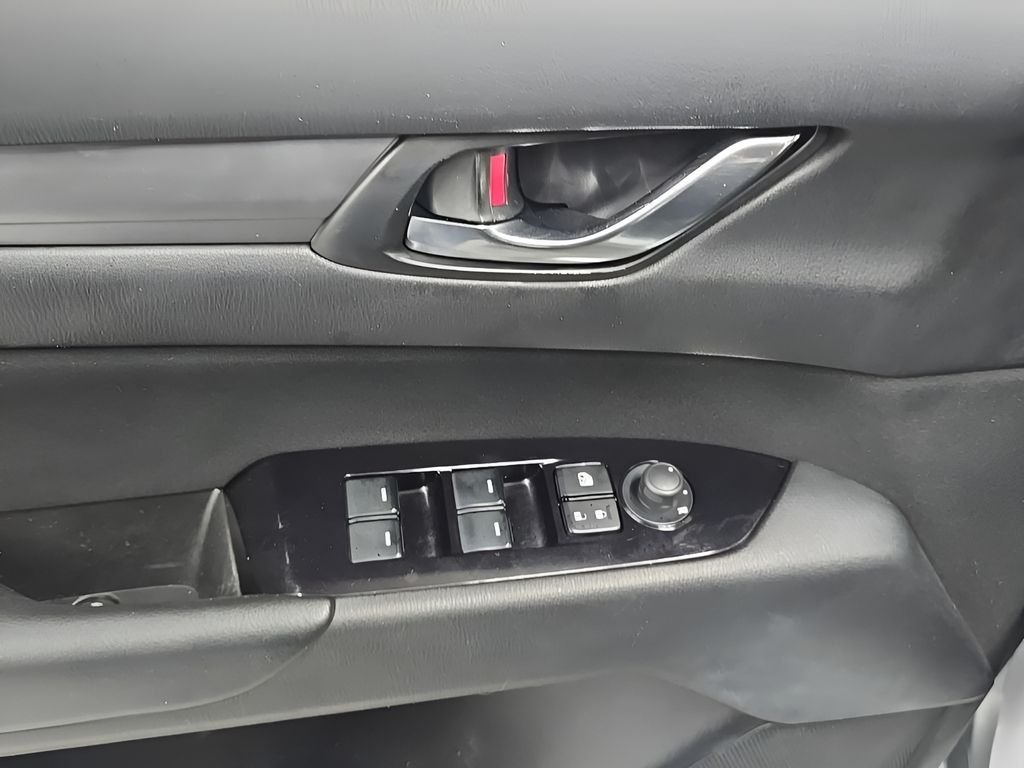 Used 2019 Silver Mazda Sport image 12