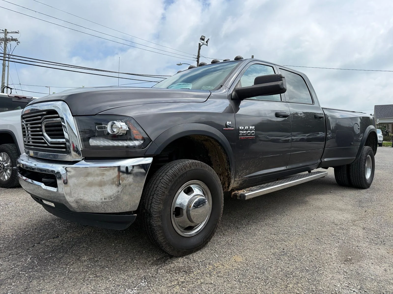 Used 2018 Gray Ram Tradesman image 2
