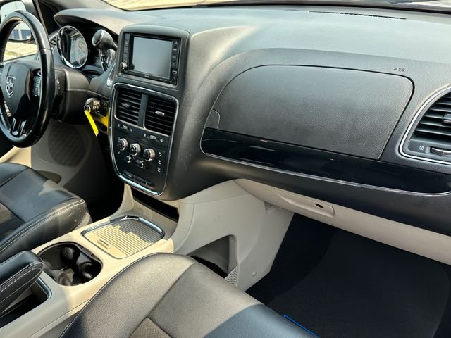 Certified Used 2020 Indigo Blue Clearcoat Dodge SXT image 8