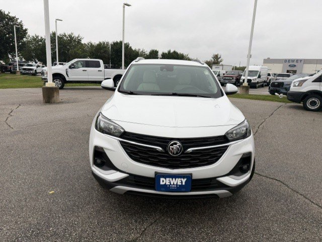 Used 2022 Summit White Buick Select image 2