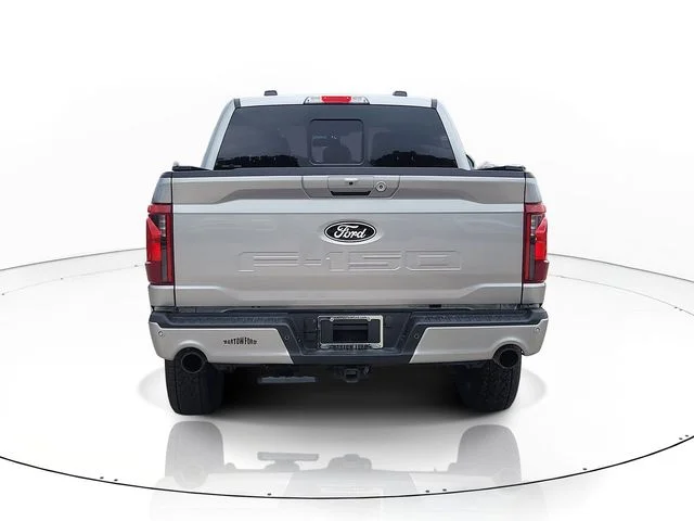 Used 2025 Silver Ford XLT image 6