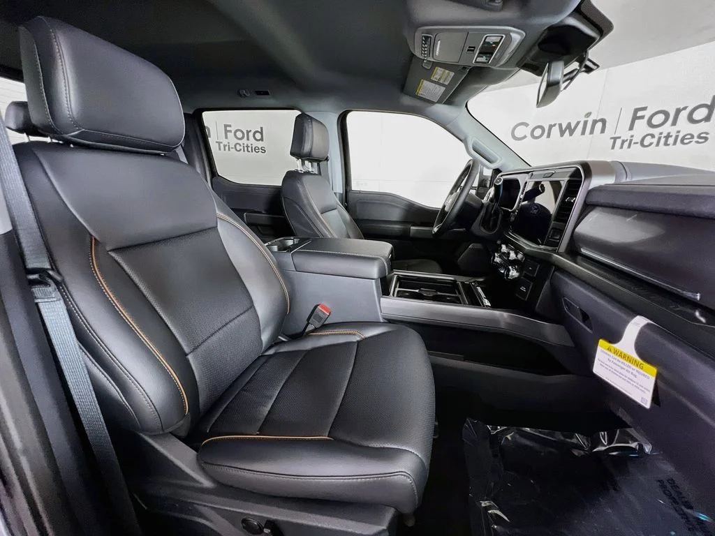 New 2026 Agate Black Metallic Ford Lariat image 17