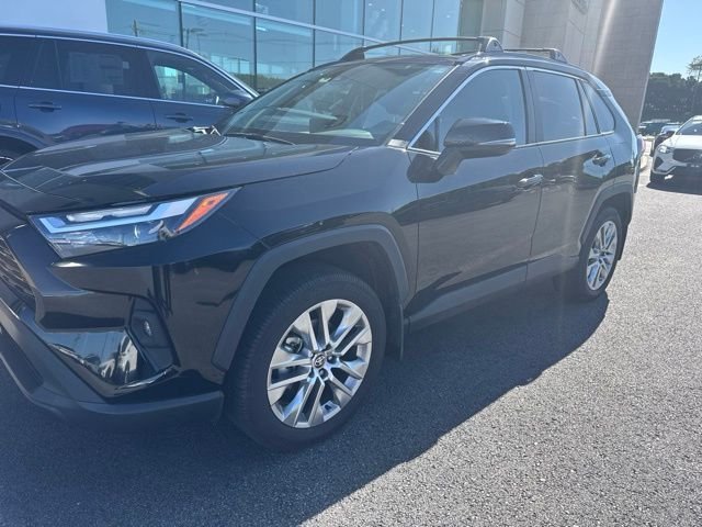 Used 2025 Black Toyota XLE Premium image 2