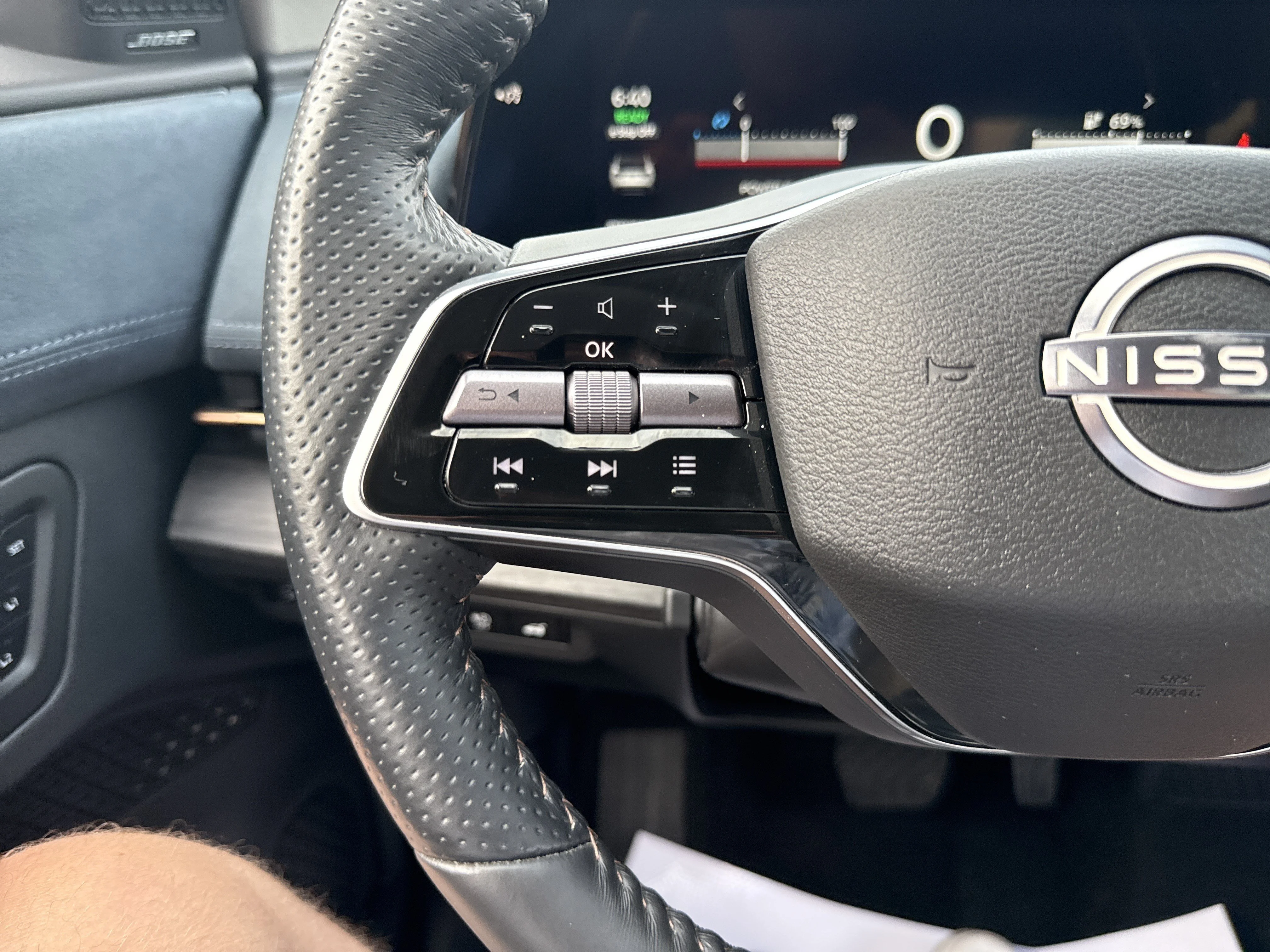 2023 Nissan Ariya Platinum+ - Photo 17