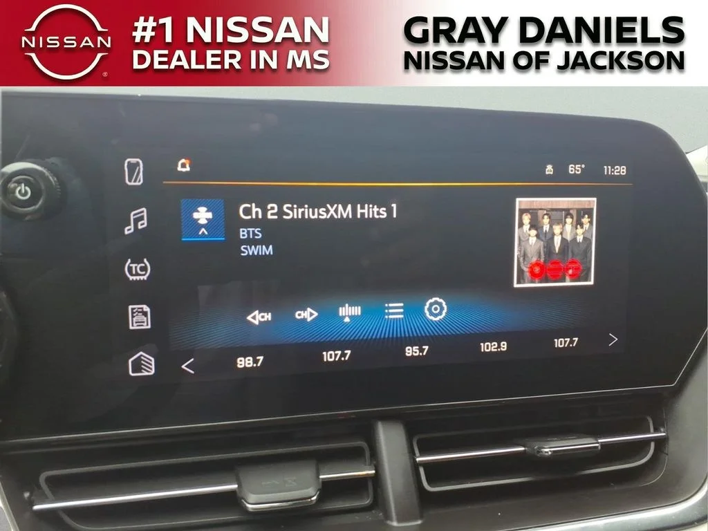 Used 2024 Red Chevrolet LT image 16