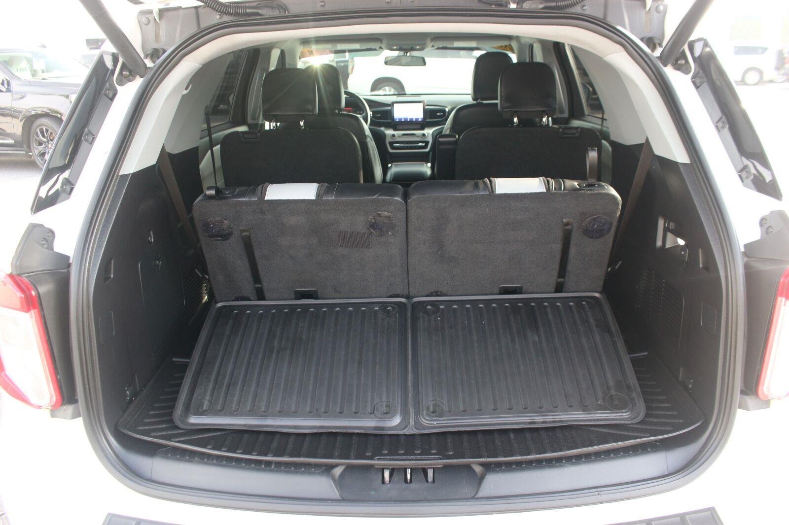 Used 2021 White Ford XLT image 11
