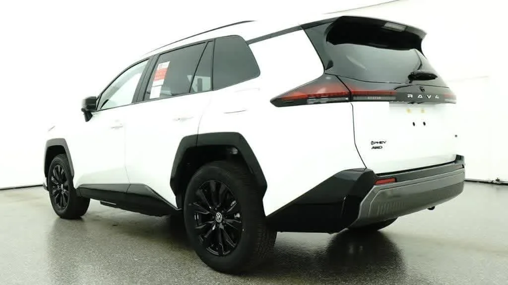 New 2026 Ice Cap Toyota SE image 21
