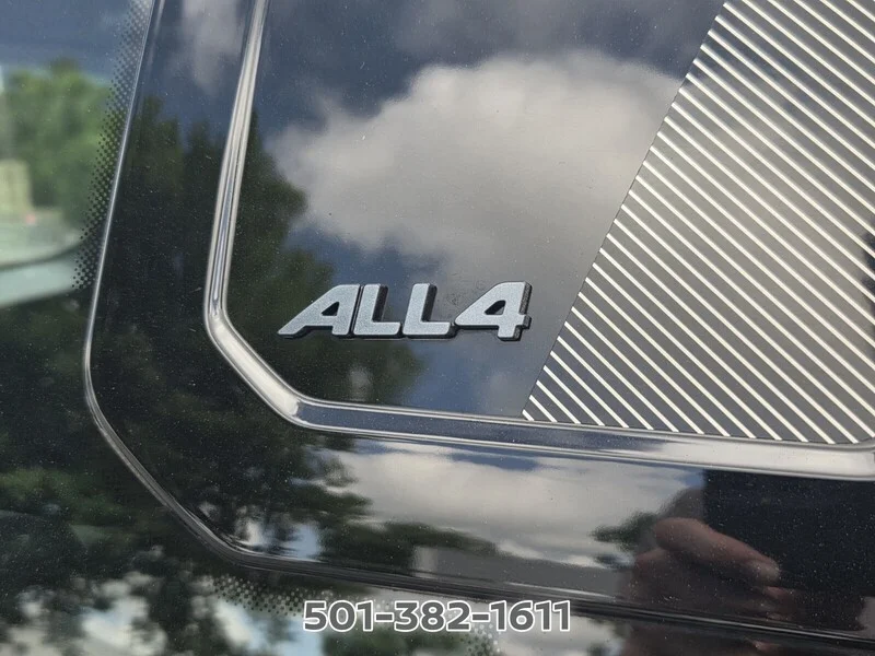 Used 2025 Silver MINI S ALL4 image 14