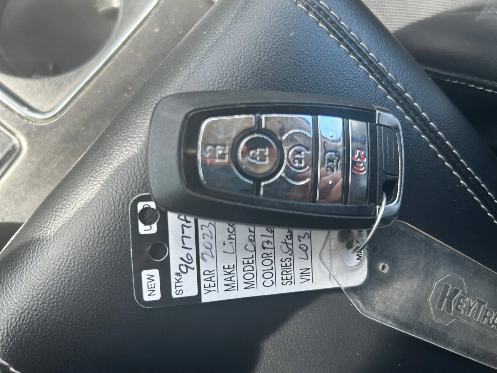 Used 2023 BLACK Lincoln STANDARD AWD image 24