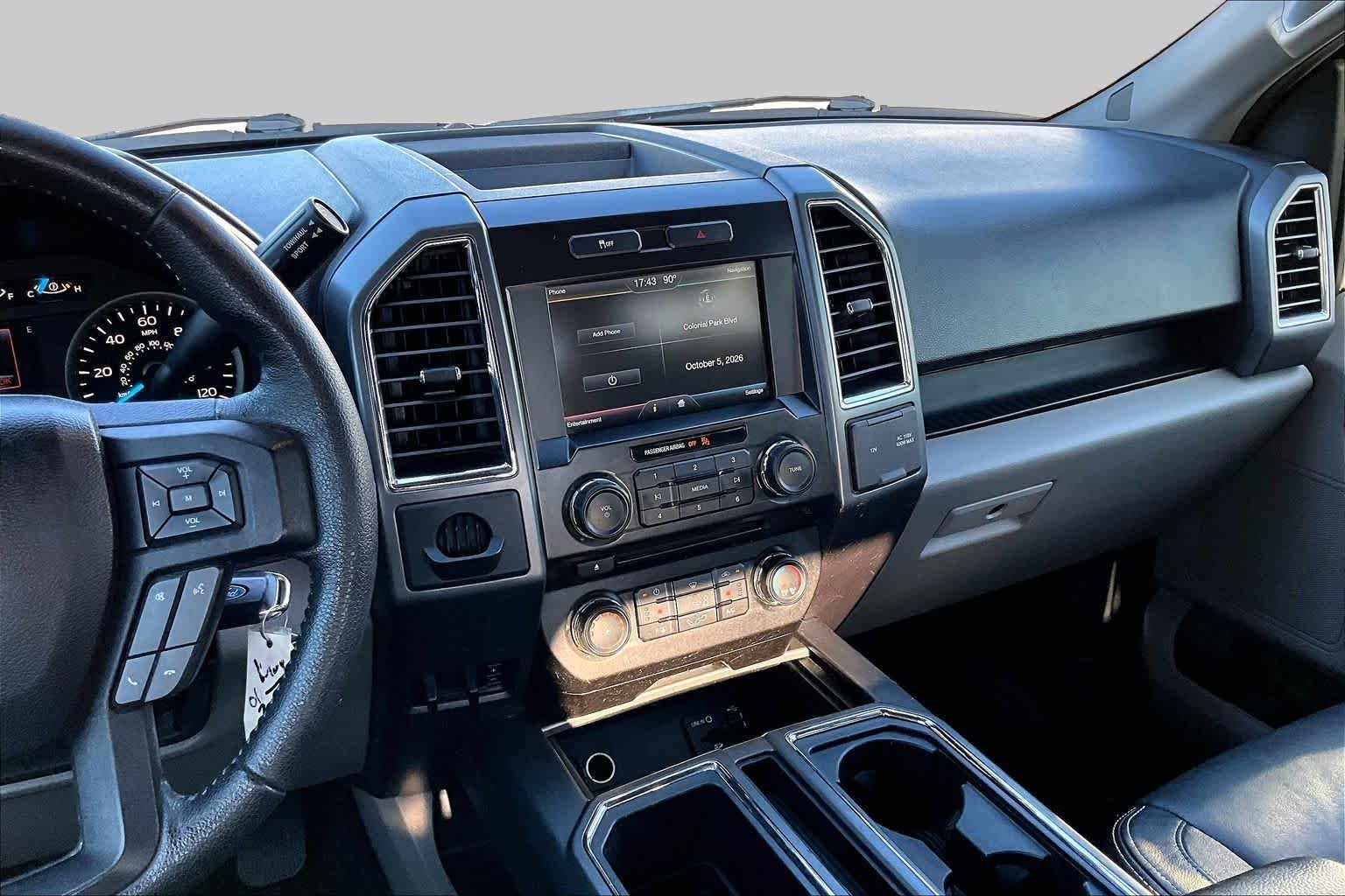Used 2015 Tuxedo Black Metallic Ford XLT image 6