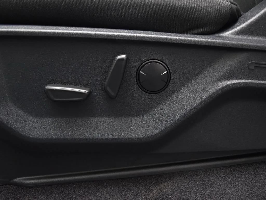 2026 Ford F-150 XLT - Photo 21