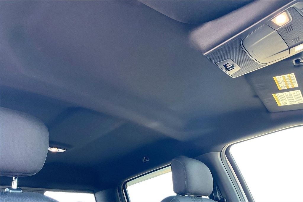 Used 2020 Oxford White Ford XLT image 28