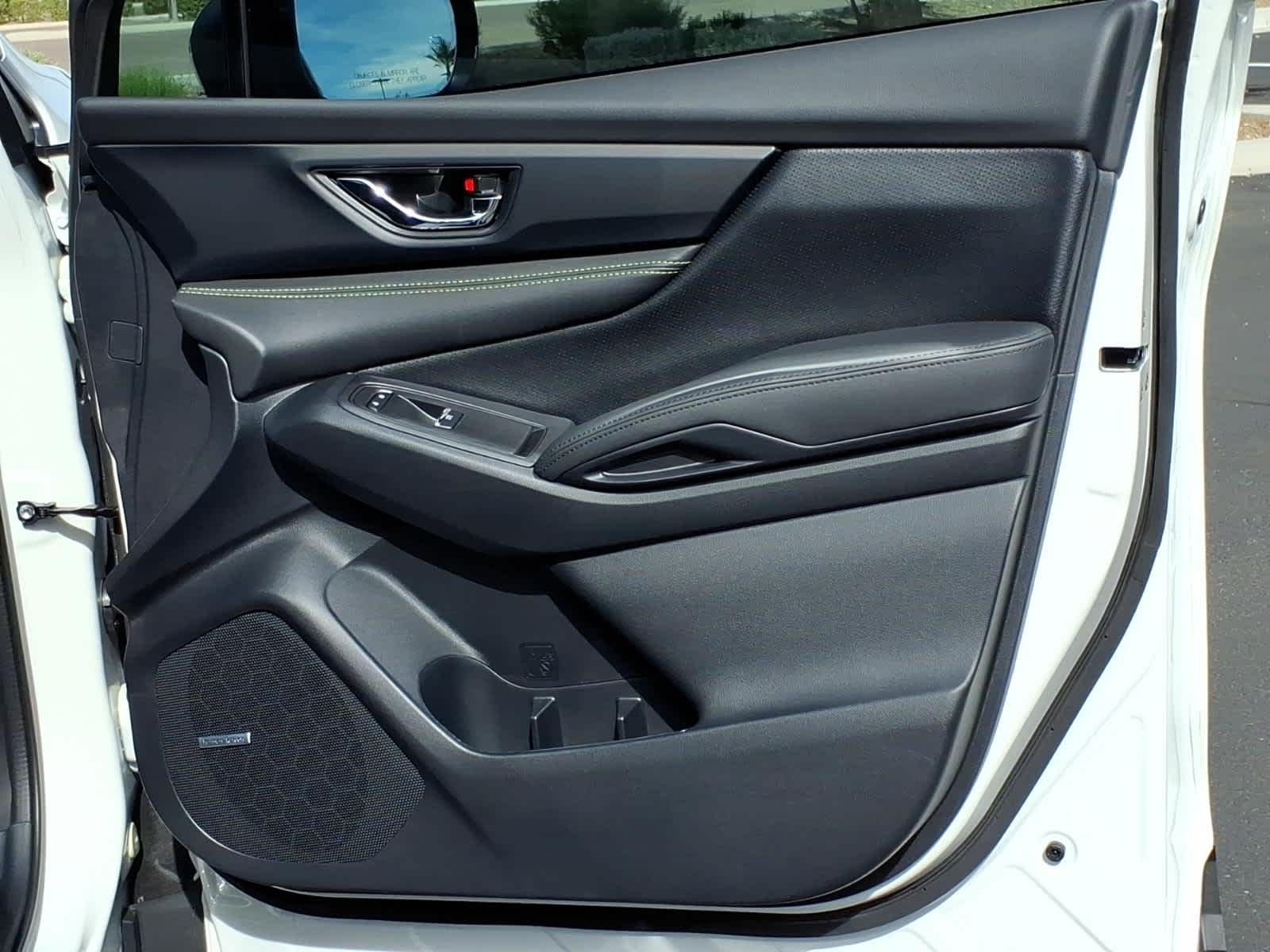 New 2026 CRYSTAL WHITE PEARL Subaru Onyx Edition Touring 7-Passenger image 21