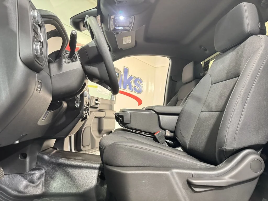 2026 GMC Sierra 2500HD Pro - Photo 8