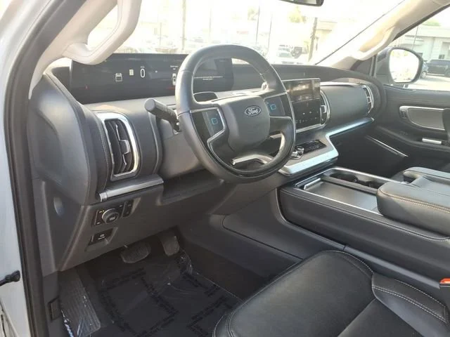 Used 2025 Space Silver Me Ford Platinum image 15