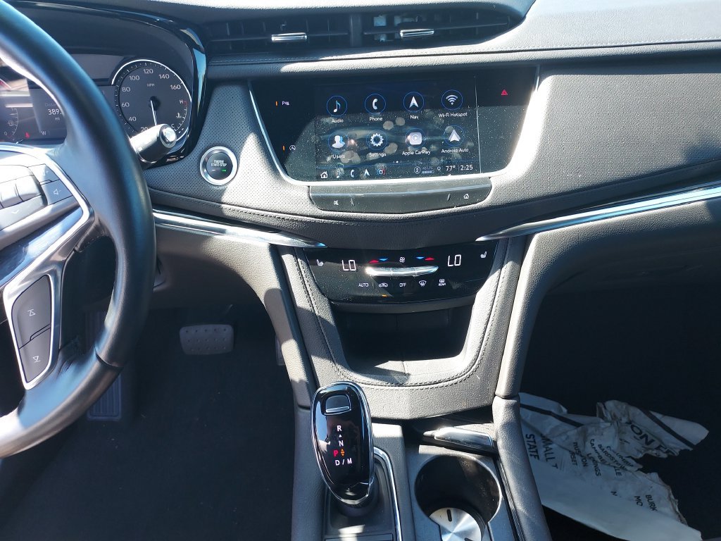 Used 2022 Black Cadillac Premium Luxury image 22