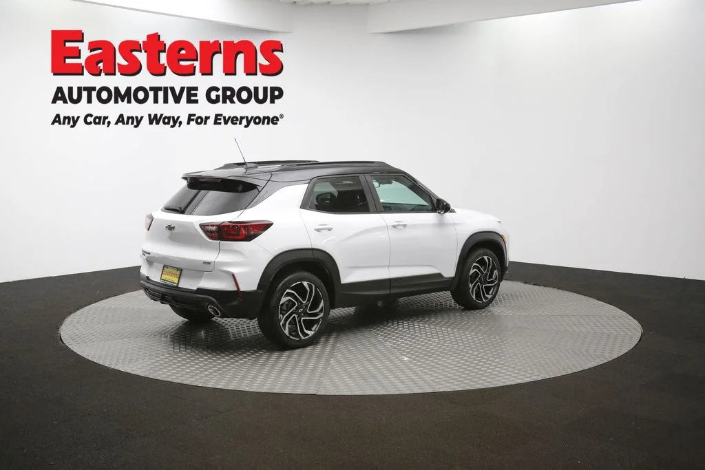 Used 2024 White Chevrolet RS image 41
