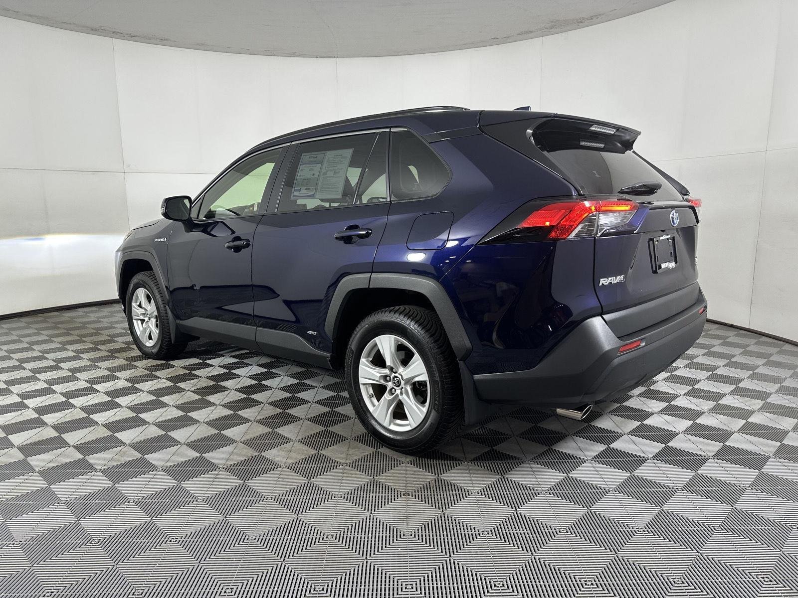 Used 2019 Blueprint Toyota XLE image 16