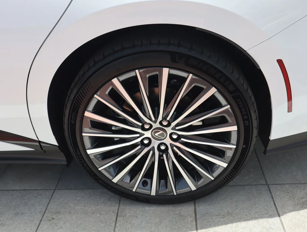 New 2026 White Lexus 350e Premium image 10