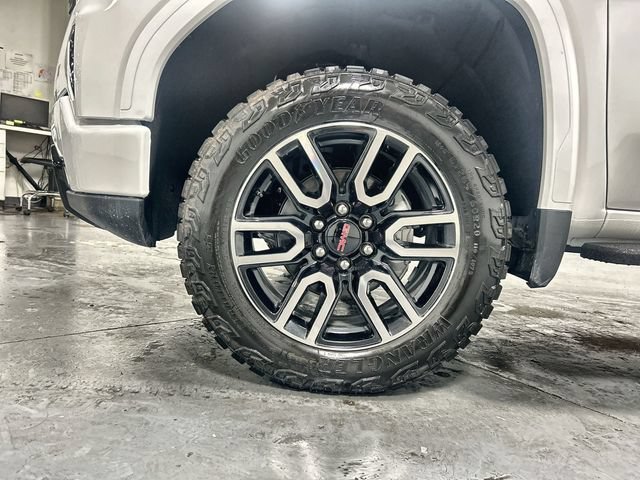 2026 GMC Sierra 1500 AT4 - Photo 10