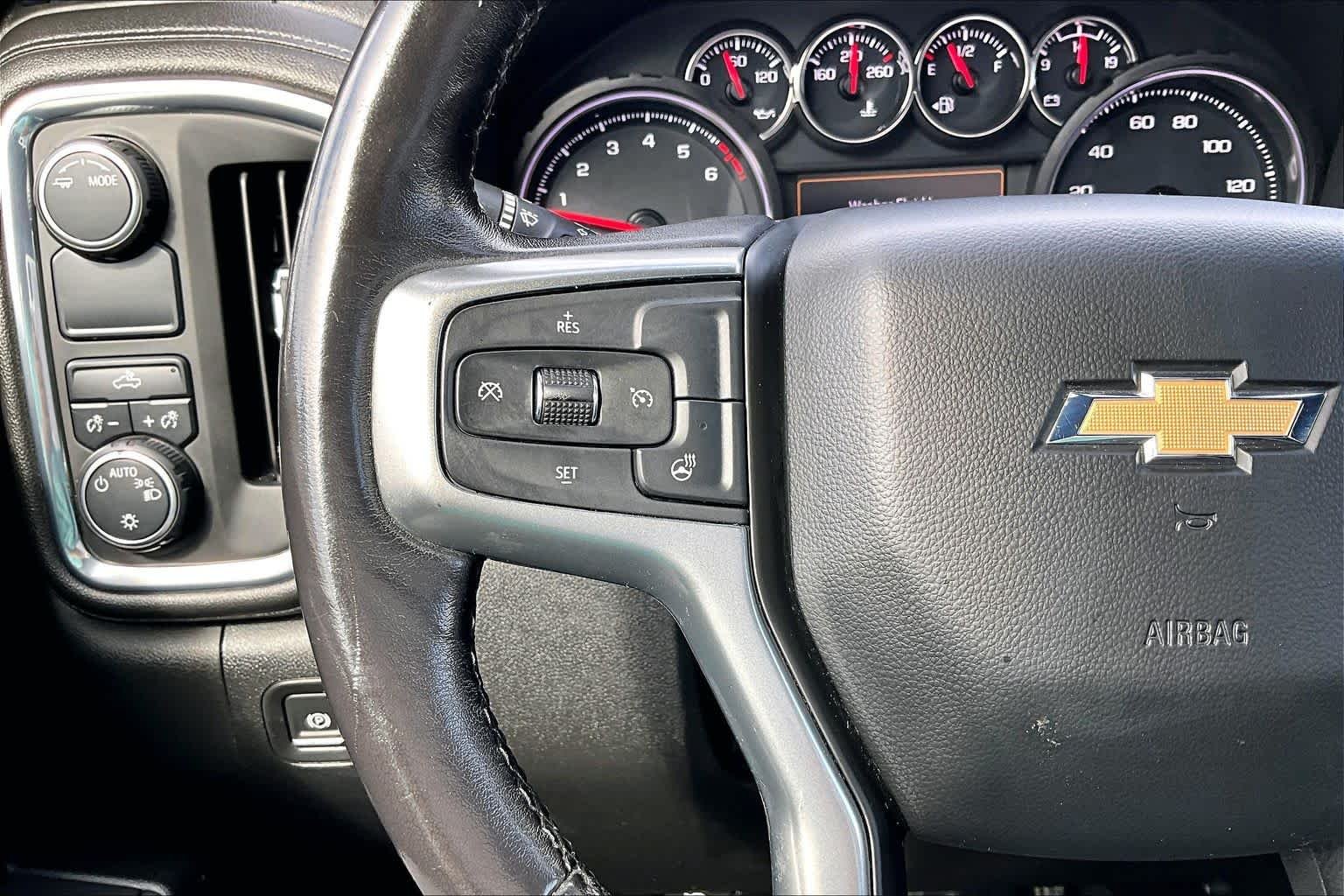Used 2021 Shadow Gray Metallic Chevrolet LT image 24