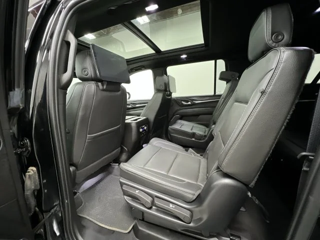 Used 2023 Black GMC Denali image 27