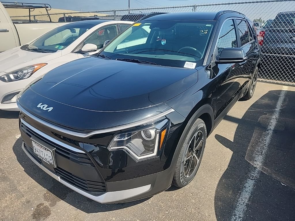 Used 2024 Black Kia EX image 3