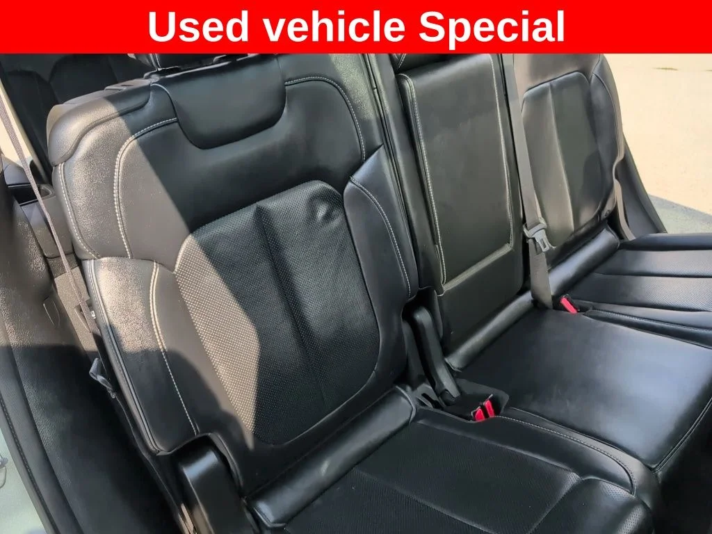 Used 2022 Silver Jeep Overland image 28