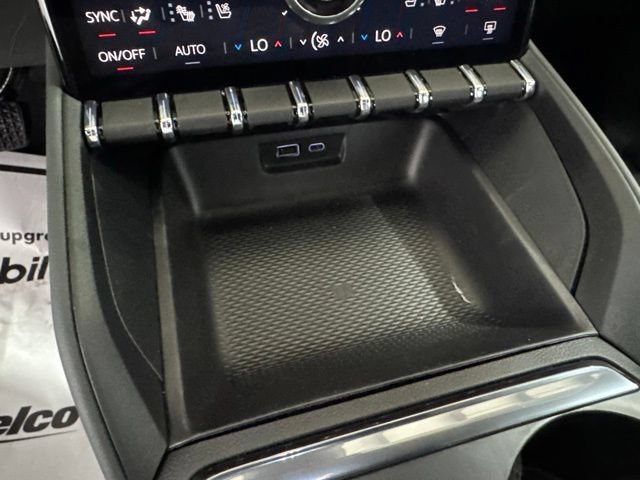 2027 GMC Terrain AT4 - Photo 18