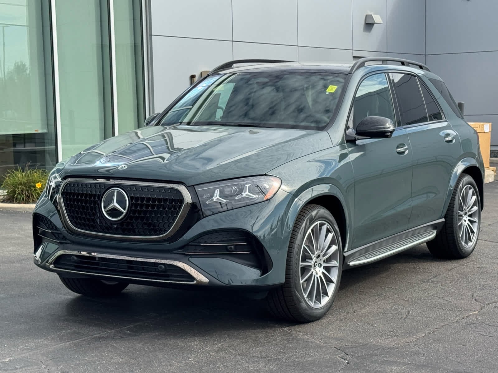 New 2027 Dark Petrol Mercedes-Benz GLE 450 image 44